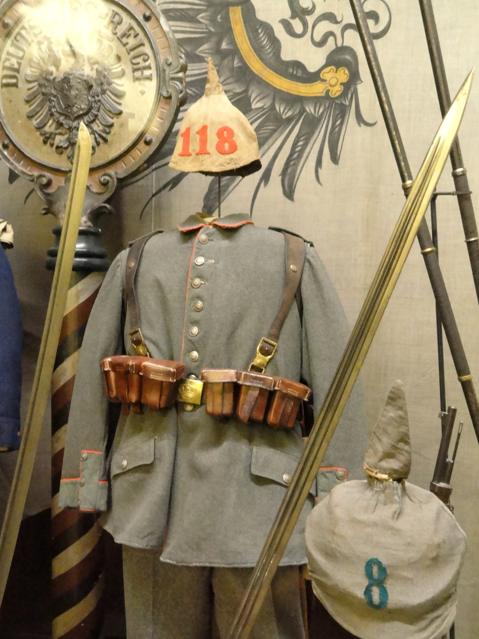 Германская полевая форма августа 1914 года; униформологический референс